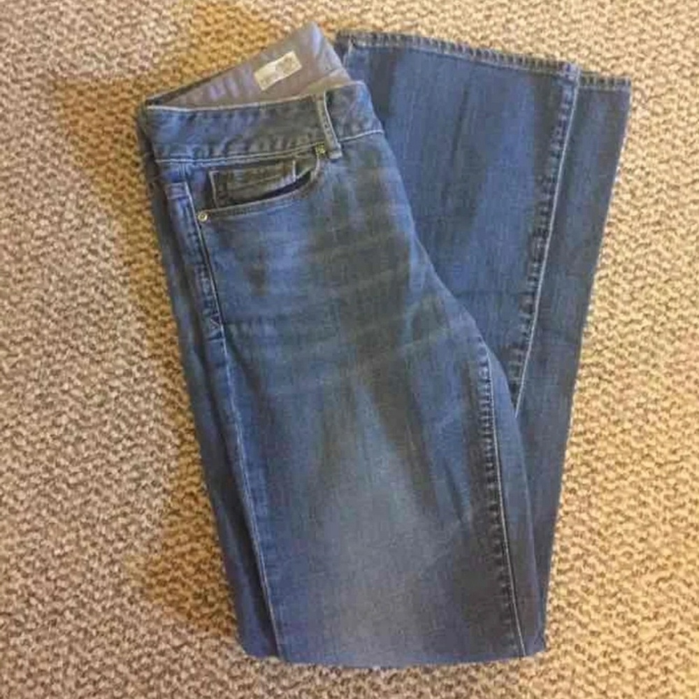 Gap Perfect Boot jeans size 6